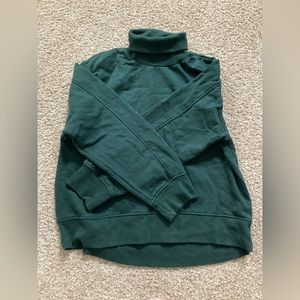 Turtle neck sweatshirt